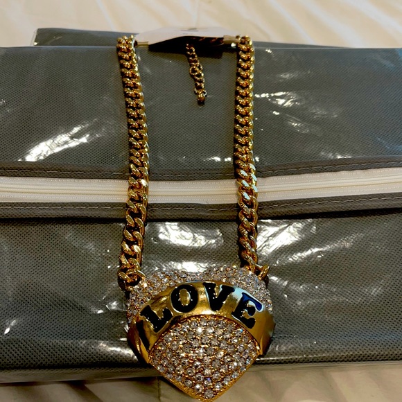 sophia collection Accessories - Brand new women heart necklace